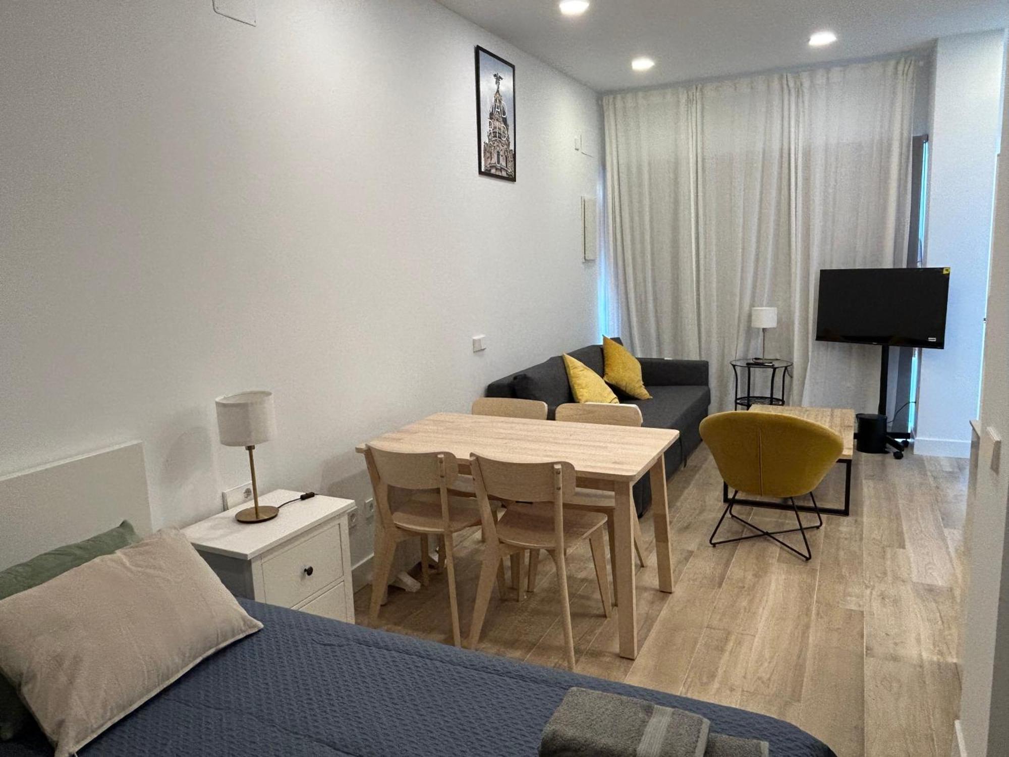 Azca-Bernabeu Apartments Мадрид Стая снимка