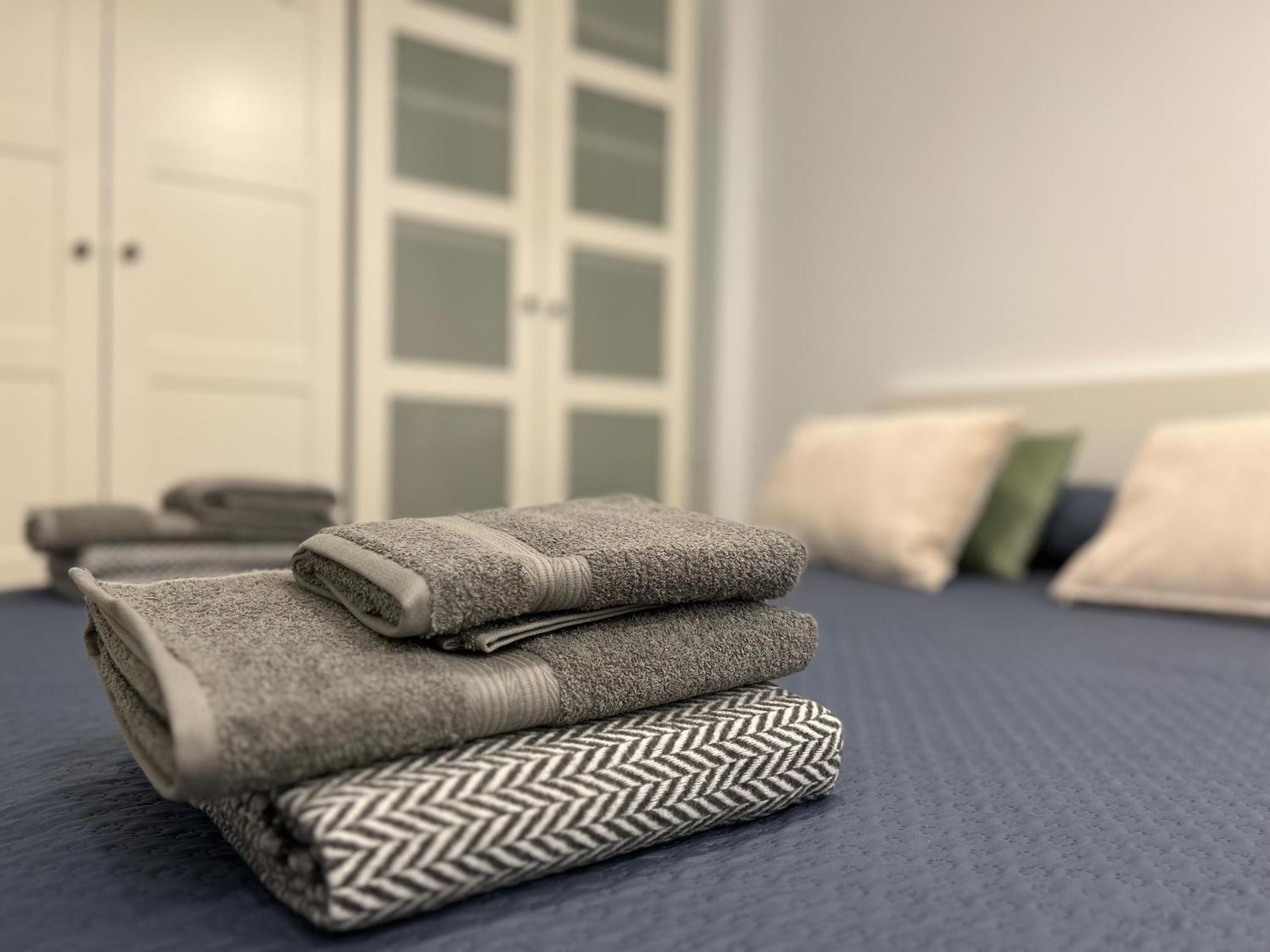 Azca-Bernabeu Apartments Мадрид Стая снимка