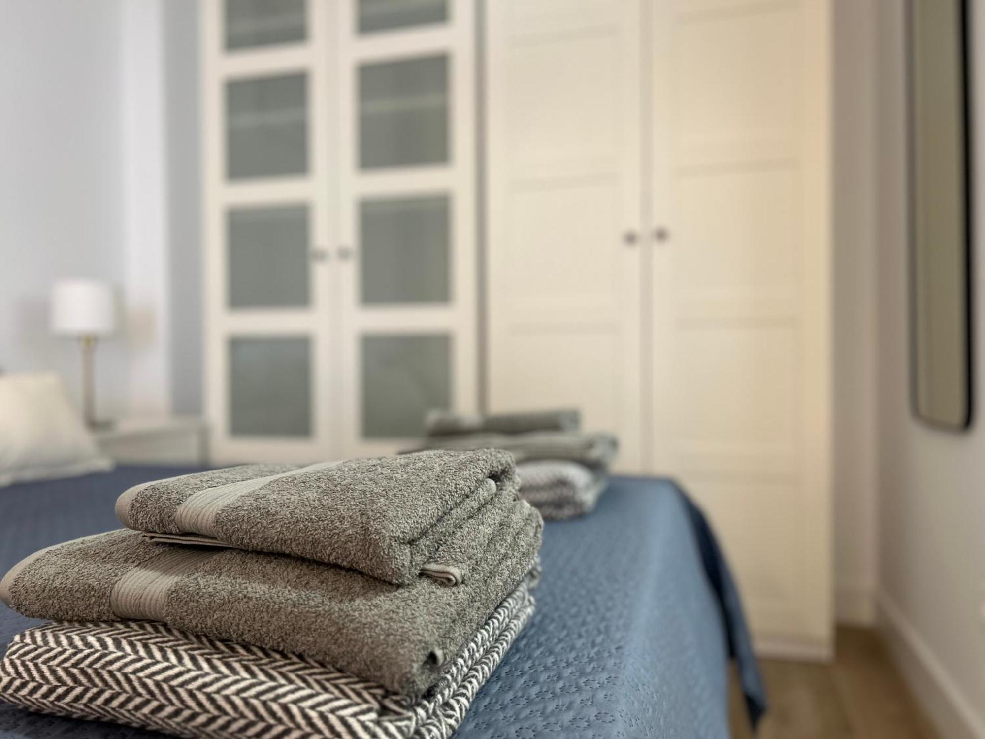 Azca-Bernabeu Apartments Мадрид Екстериор снимка