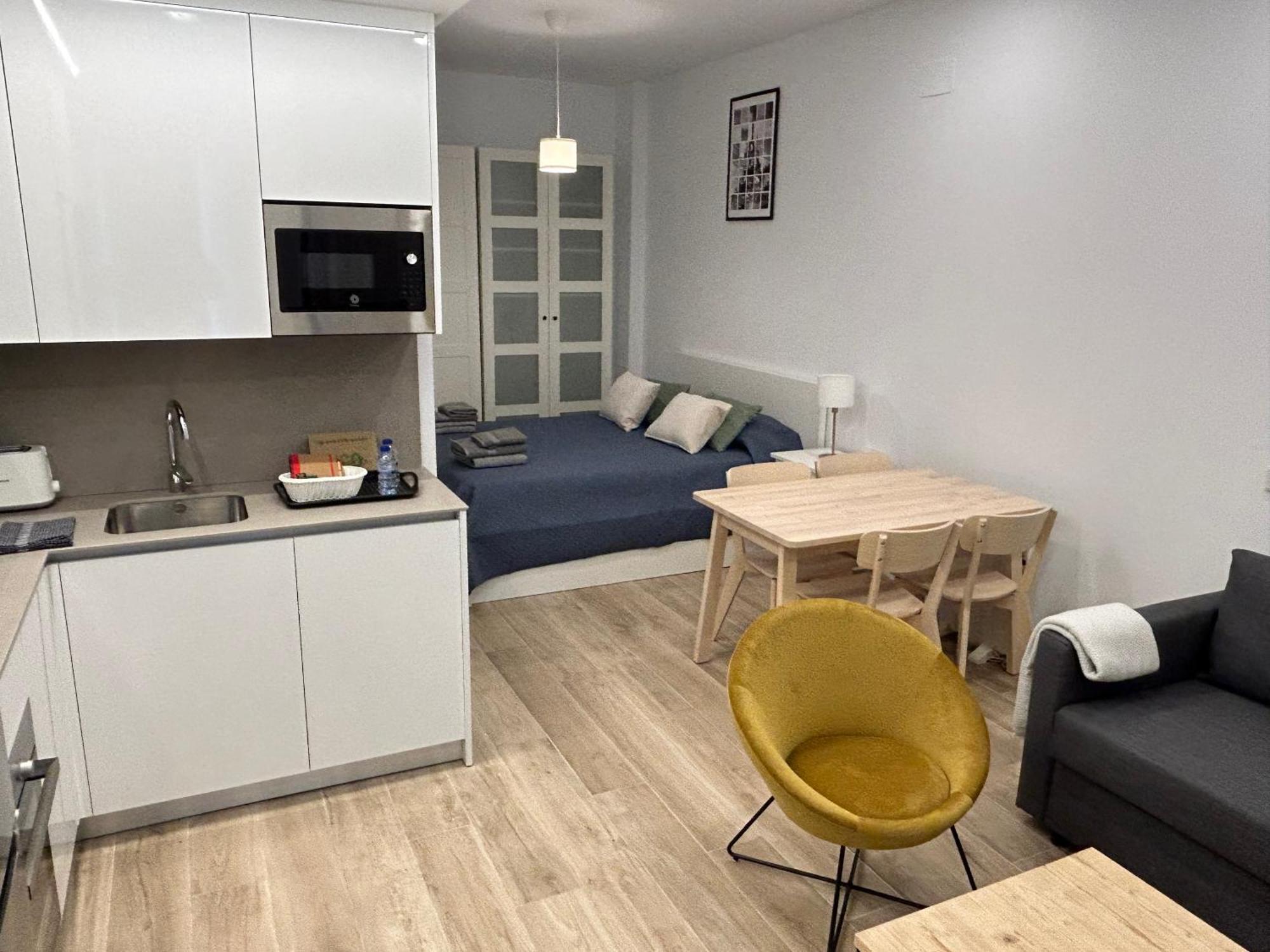 Azca-Bernabeu Apartments Мадрид Стая снимка